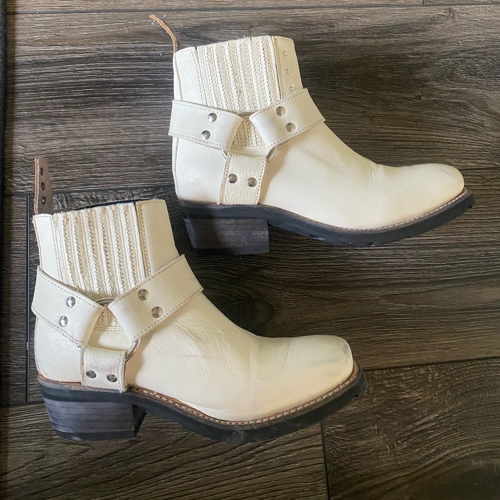 Freebirds by Steven -whiskey